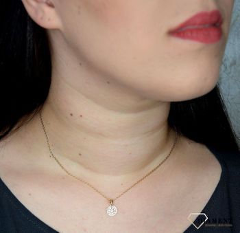 Złoty łańcuszek 585 Gucci 2 mm DIA-LAN-3130-585 2mm. Łańcuszki to uniwersalne dodatki, które sprawdzają się na każdą okazję i dla kobiet w każdym wieku. Piękny grawer na łańcuszku dodaje uroku i blasku. Idealny prezent dla (4).jpg